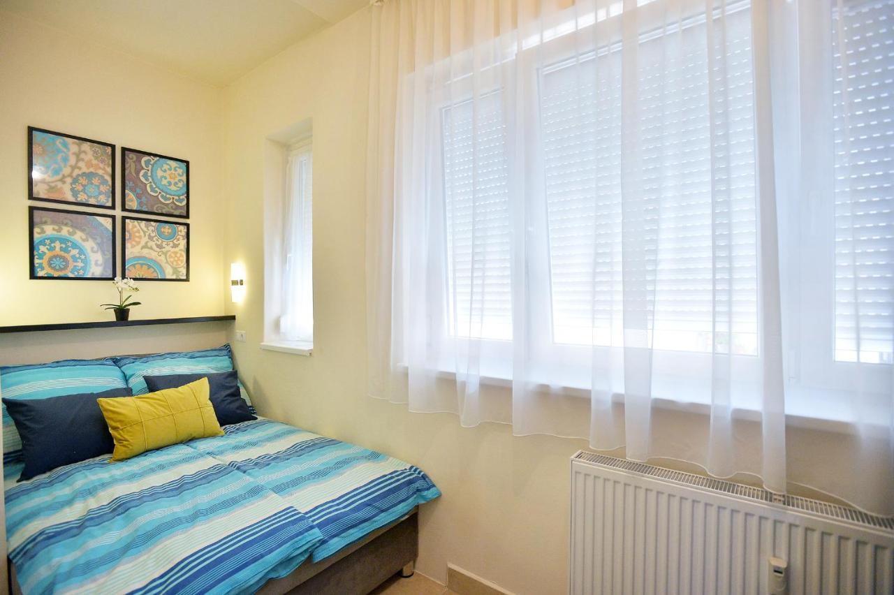 Netta Apartman Егер Екстериор снимка