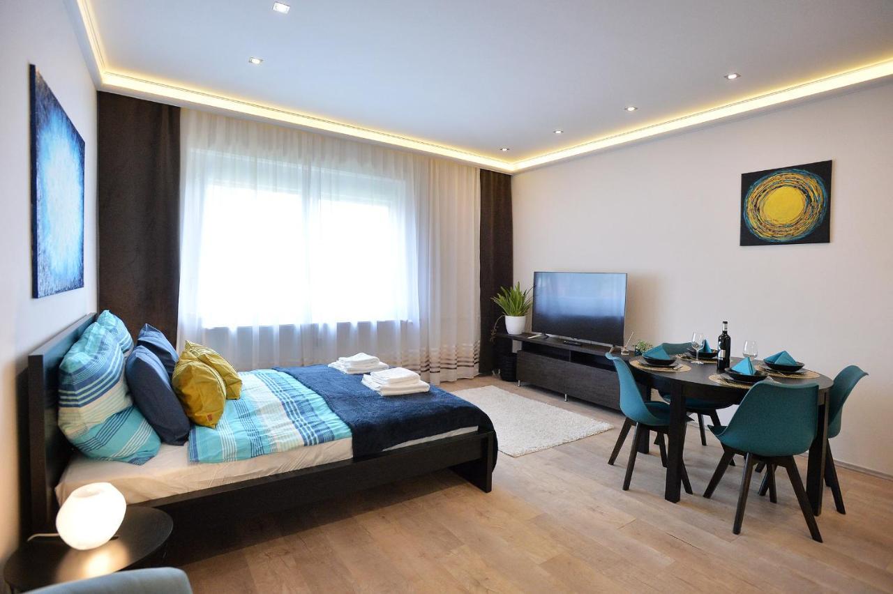 Netta Apartman Егер Екстериор снимка